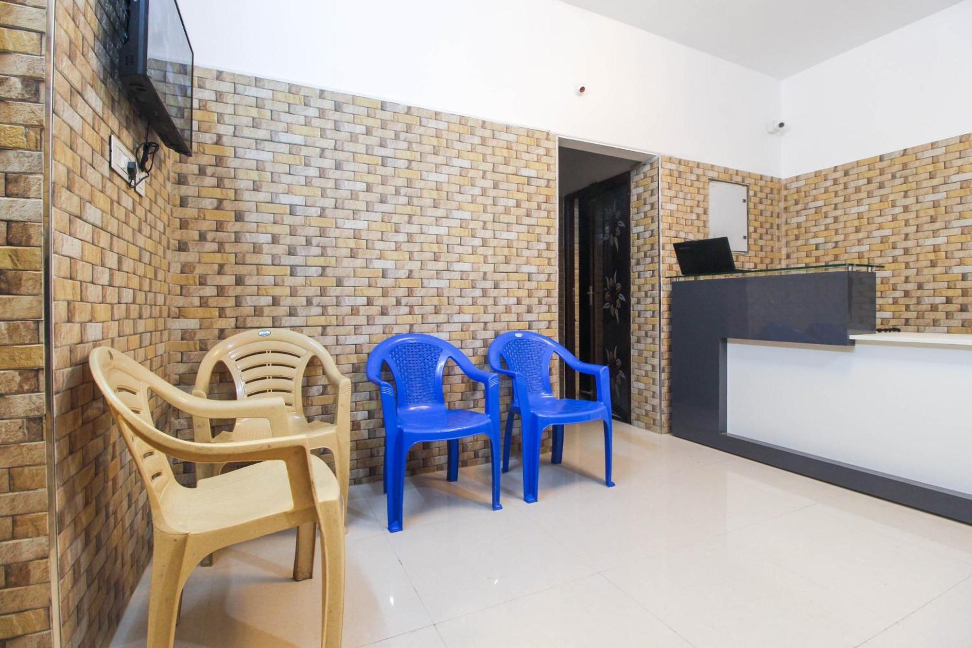 โอโย 61869 Jp เรซิเดนซี Hotel Singapperumalkovil ภายนอก รูปภาพ